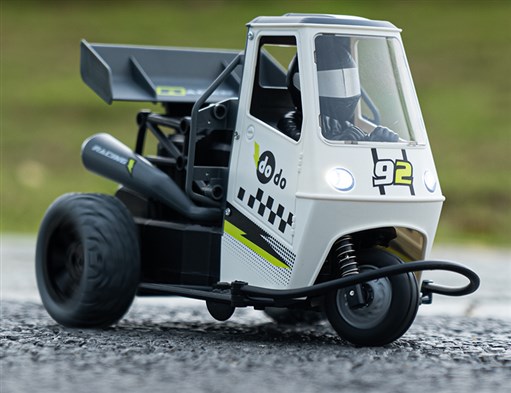 1-16 scale high speed tricycle 